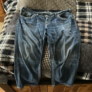 Silver Suki capris size 18